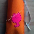Filcowe etui na okulary z kotkiem