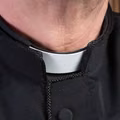 Czy kobieta może być księdzem?