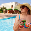 Mój mąż to typowy "janusz" i sknera! Myślałam, że spalę się ze wstydu na wakacjach all inclusive!