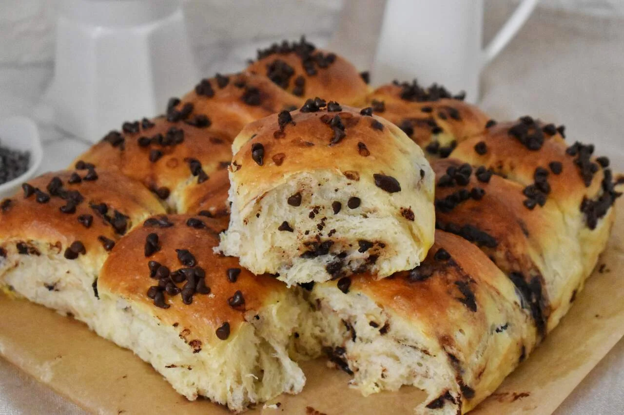 Mleczne bułeczki z czekoladą