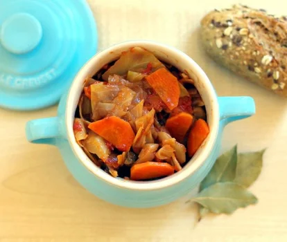 Kapusta w pomidorach
