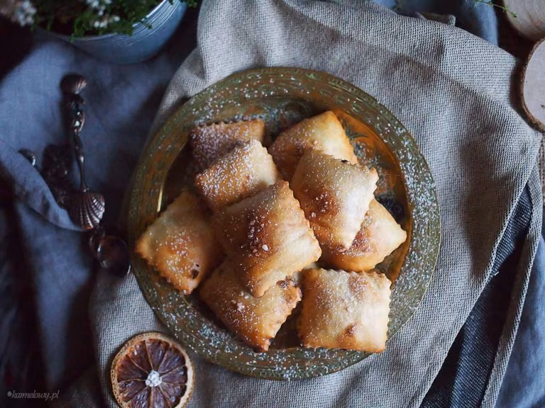 Pieczone ravioli z czekoladą