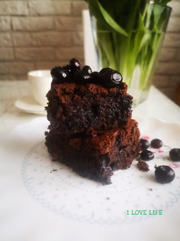 Brownie jagodowe