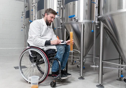 Dzień Walki z Dyskryminacją Osób z Niepełnosprawnością: Wyzwania i Inicjatywy