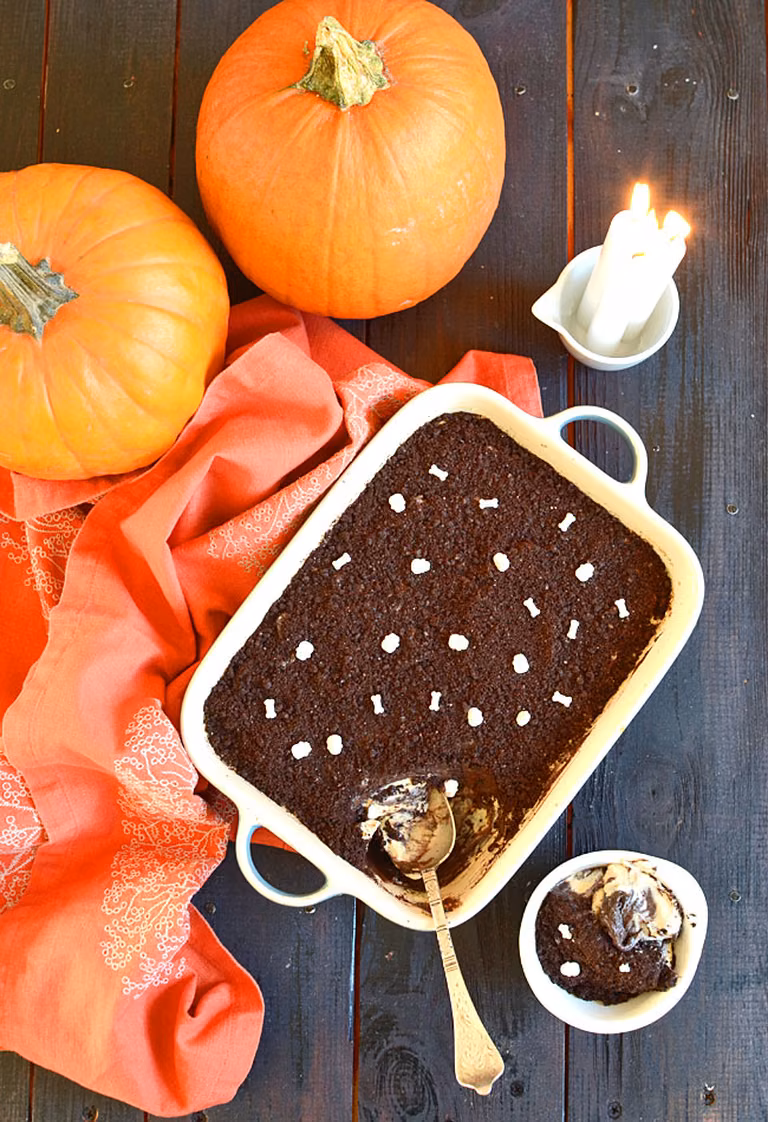 Ziemisty deser, czyli dirt cake - dobry na Halloween, ale też dla każdego ogrodnika ;)