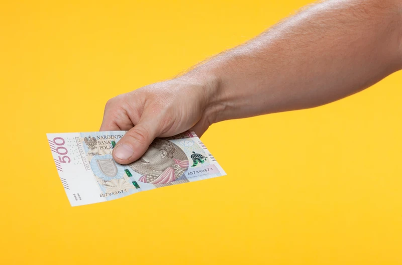 Dla kogo dodatkowe 500 zł z ZUS? Informacja Prasowa
