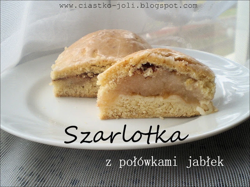 Szybka szarlotka z połówkami jabłek i lukrem ( krok po kroku)
