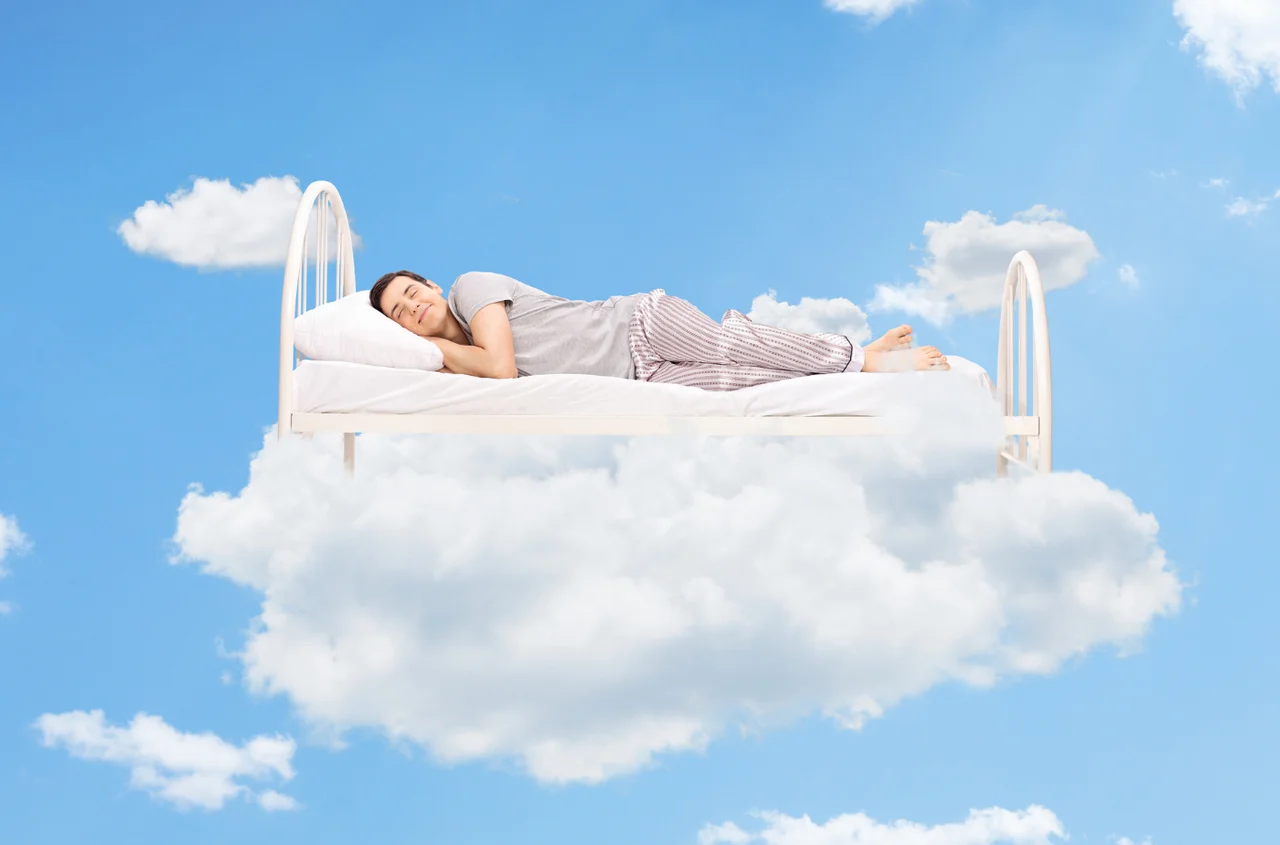 Dlaczego podczas snu nie spadamy z łóżka? Zaskakujące fakty o sennym paraliżu!
