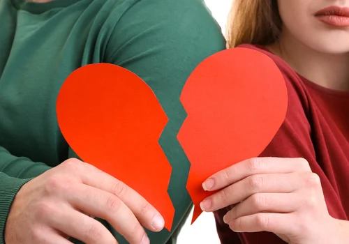 LOVE ALERT: 10 sygnałów, że Wasz związek nie przetrwa.