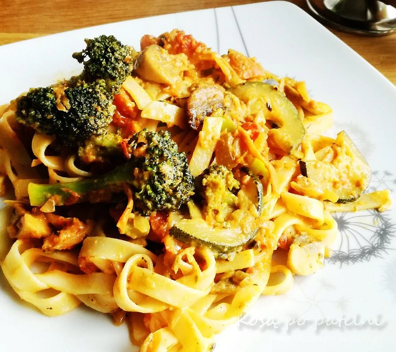 Tagliatelle z warzywami
