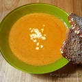 Pomidorowa zupa krem z mango i kurczakiem
