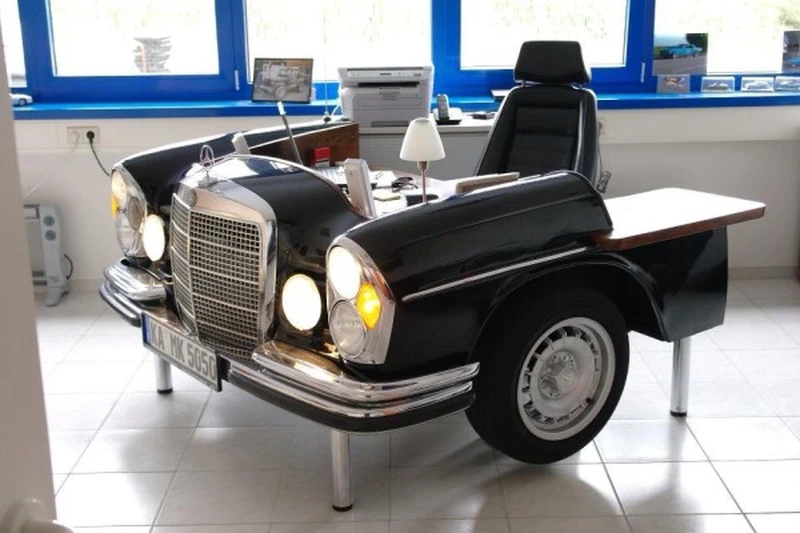 Biurko dla fanów motoryzacji