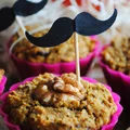 Dyniowe muffinki ryżowe z masłem orzechowym i bakaliami