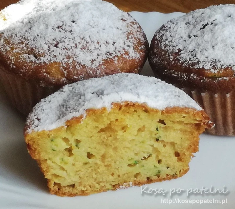 Muffinki z cukinią