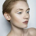 Biały eyeliner