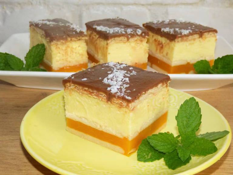 Sernik gotowany z żelką dyniowo- pomarańczową