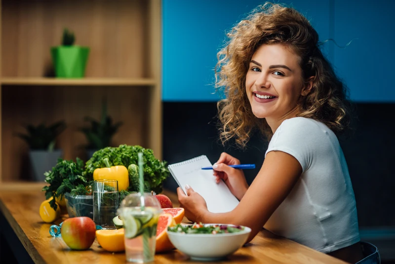 Dieta okienkowa. Gwiazdy oszalały na jej punkcie!