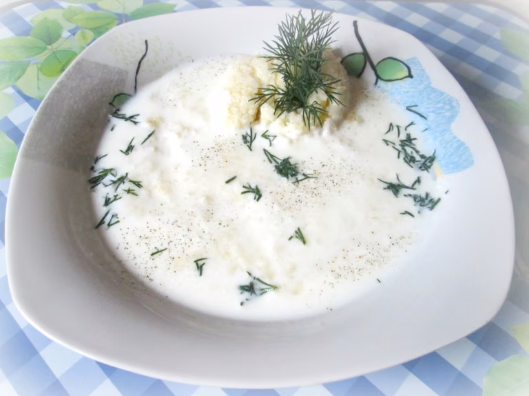 FIT zupa jaglana z koperkiem na maślance