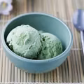 Lody z zielonej herbaty