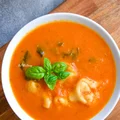 Zupa pomidorowa z tortellini i szpinakiem - Be Fit Be Strong
