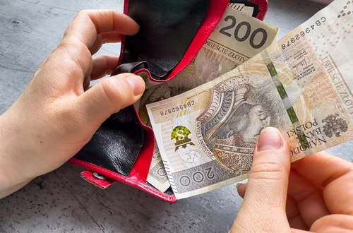 Jest decyzja rządu w sprawie płacy minimalnej w 2026 roku! O tyle wzrosną wypłaty Polaków