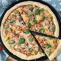 Pizza z bobem i kurczakiem