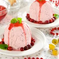 „Deser, który smakuje jak święta! Przepis na puszysty mus żurawinowy (Cranberry Soufflé)