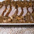 Karkówka po myśliwsku z pieczarkami
