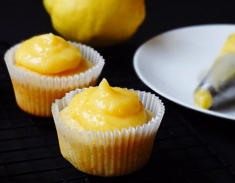 Babeczki cytrynowe z lemon curd