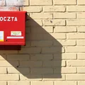 Wybory korespondencyjne: każdy powinien mieć skrzynkę pocztową?