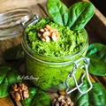 Pesto szpinakowe z orzechami włoskimi