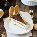 Tort tiramisu bez pieczenia (bez jajek)