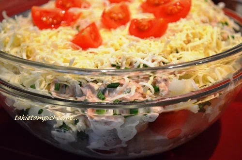 Sałatka z tuńczykiem i kalafiorem