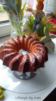 babka mocno cytrynowa