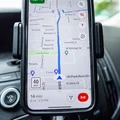 Ta niepozorna funkcja Google Maps to zmora policji! Kierowcy jednak ją kochają