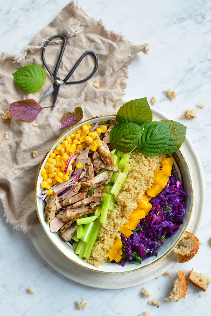 SAŁATKA Z KOMOSĄ RYŻOWĄ DO PRACY LUB LUNCH/ FIT PRZEPISY