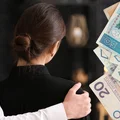 ZUS odebrał jej zasiłek chorobowy przez wyjazd na pogrzeb! Co na to sąd?