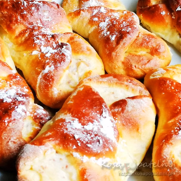 Drożdżówki z serem