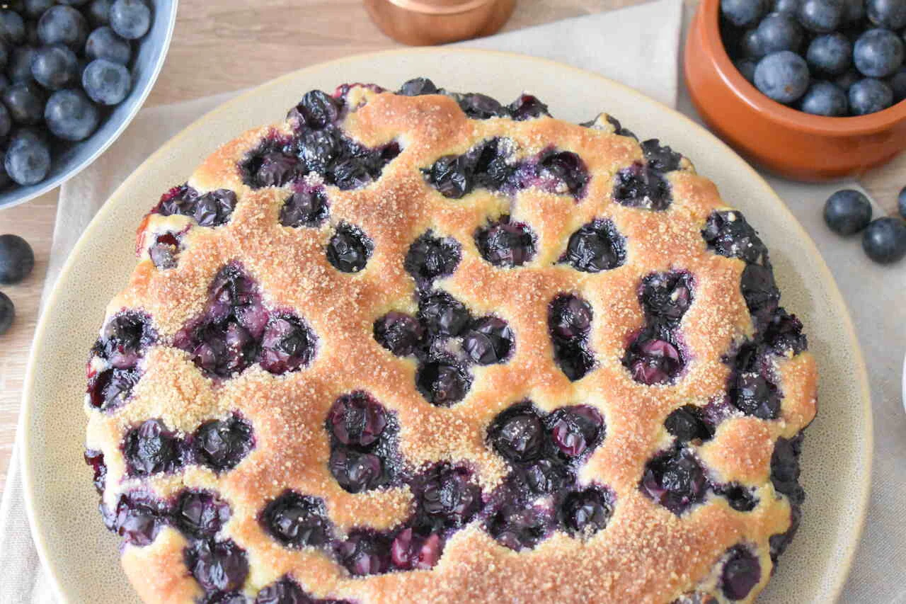 Drożdżowe ciasto z winogronami - włoska "Torta Bertolina" - La grande e la piccola cuoca