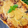 Musaka (Moussaka) grecka zapiekanka z bakłażanem i mięsem mielonym
