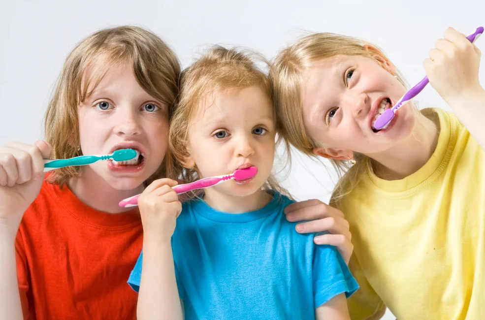 Czy dzieci w przedszkolu powinny myć zęby? Co na to Ministerstwo Zdrowia?