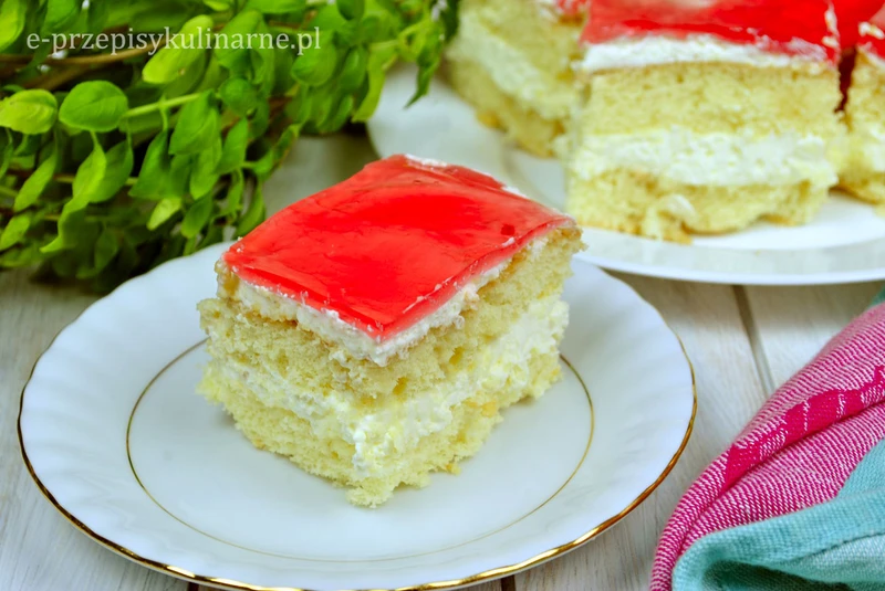 Biszkopt z galaretką i mascarpone