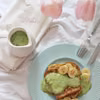 Tosty francuskie z sosem z kiwi
