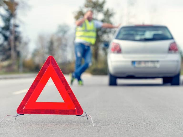 UOKiK ostrzega: te auta mają liczne usterki, grozi im pożar!