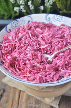 Coleslaw z burakami