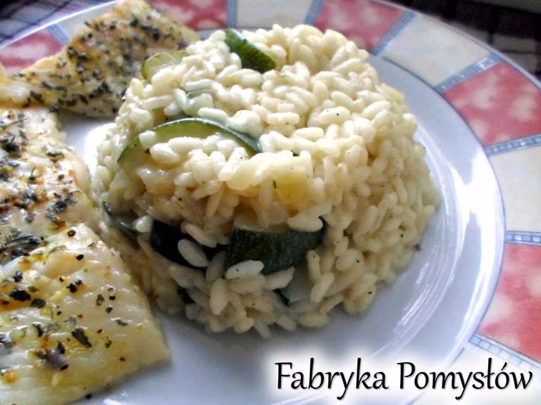 Jogurtowo-cukiniowe risotto + pieczona flądra