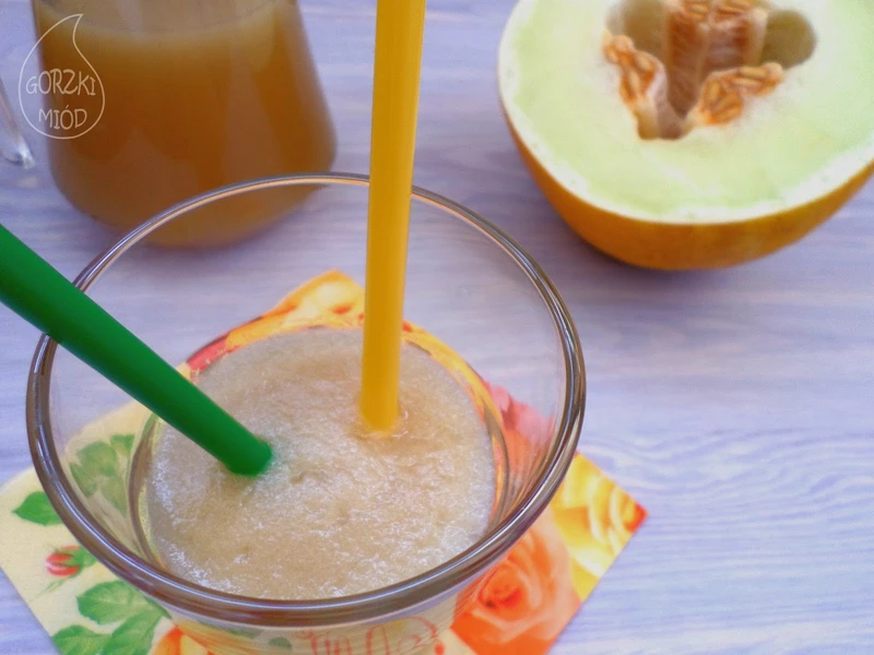 Domowa Ice Tea z melonem