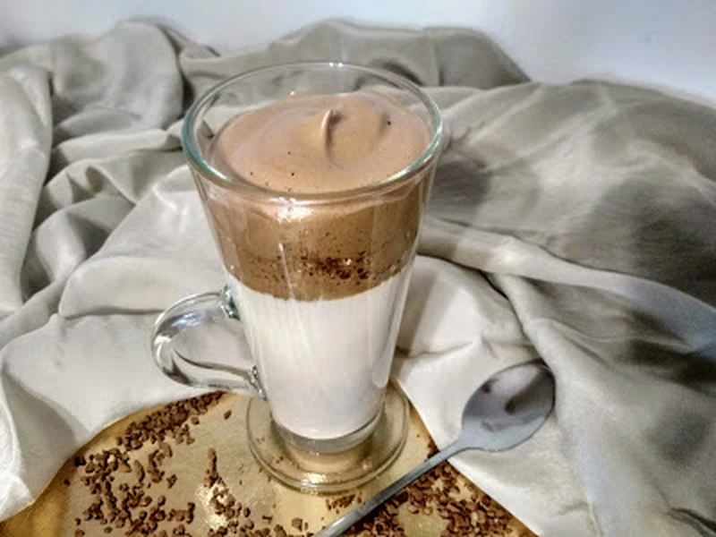 Kawa po koreańsku - Dalgona Coffee