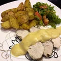 PIECZONA PIERŚ Z INDYKA Z SOSEM MUSZTARDOWYM