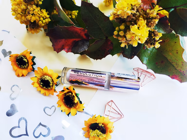 Make Up Revolution - Conceal and define concealer opinia